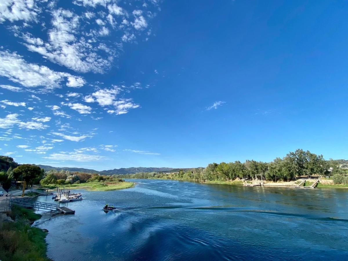 River Ebro Apartments 埃布罗河畔莫拉 外观 照片