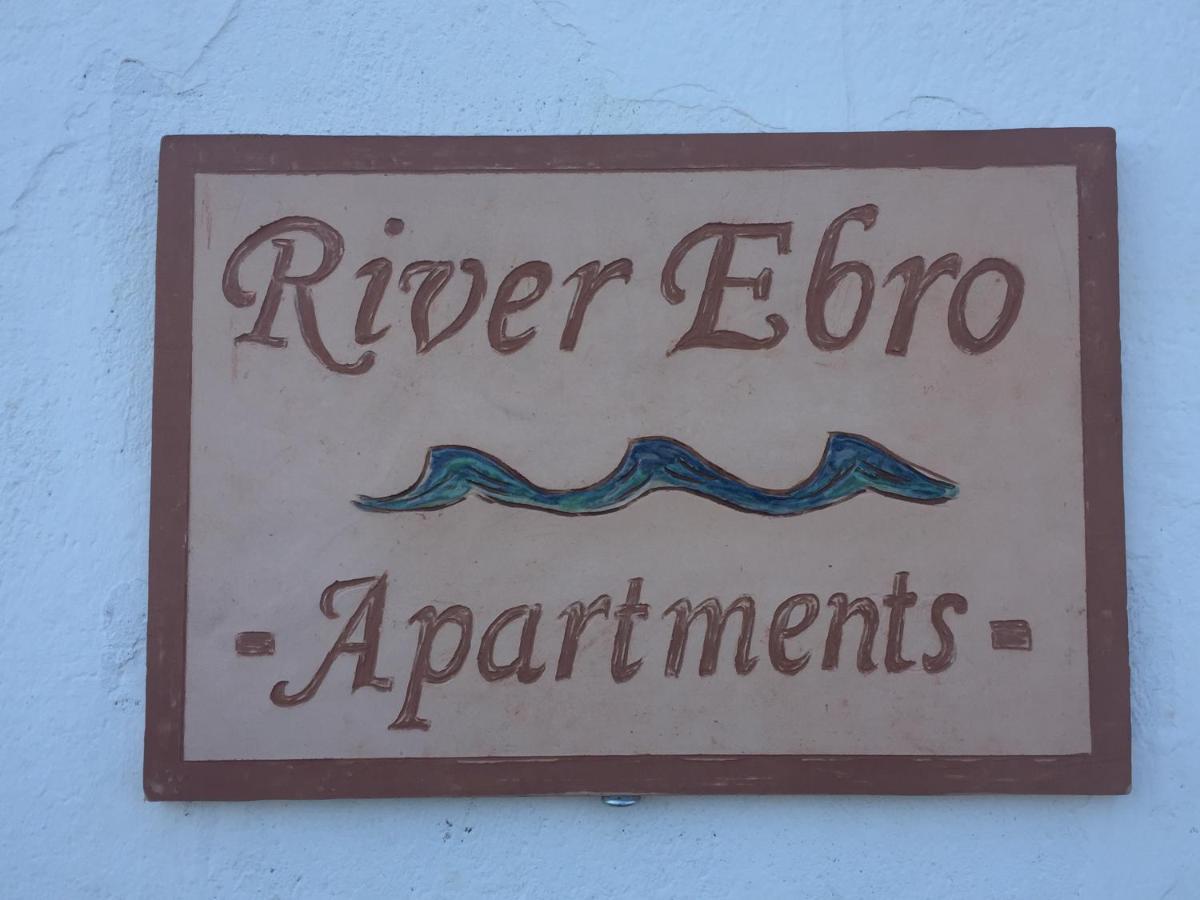 River Ebro Apartments 埃布罗河畔莫拉 外观 照片