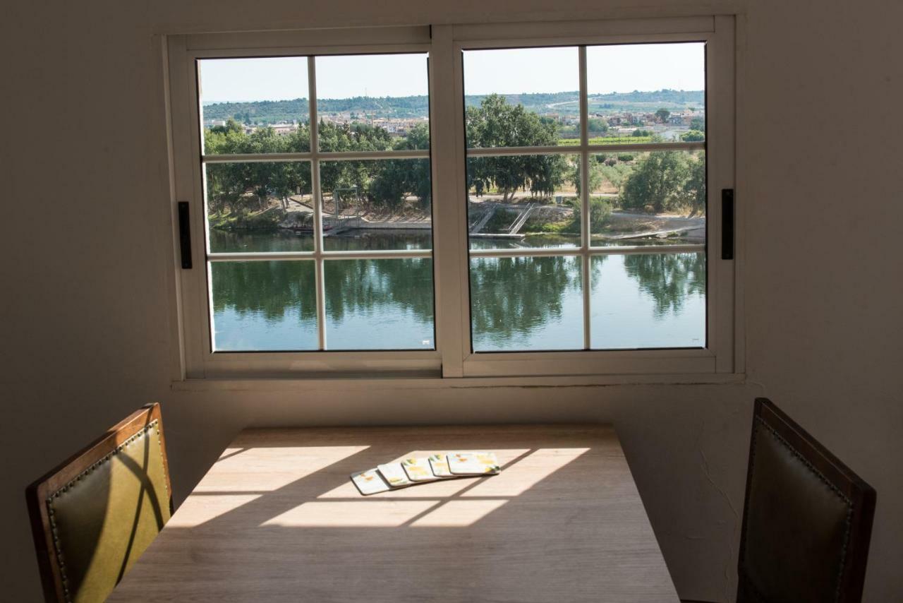 River Ebro Apartments 埃布罗河畔莫拉 外观 照片