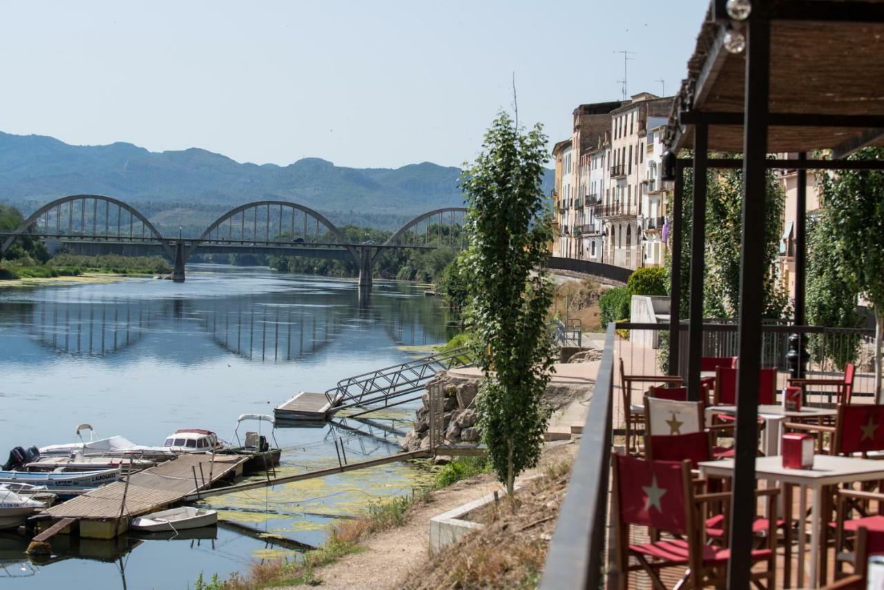 River Ebro Apartments 埃布罗河畔莫拉 外观 照片